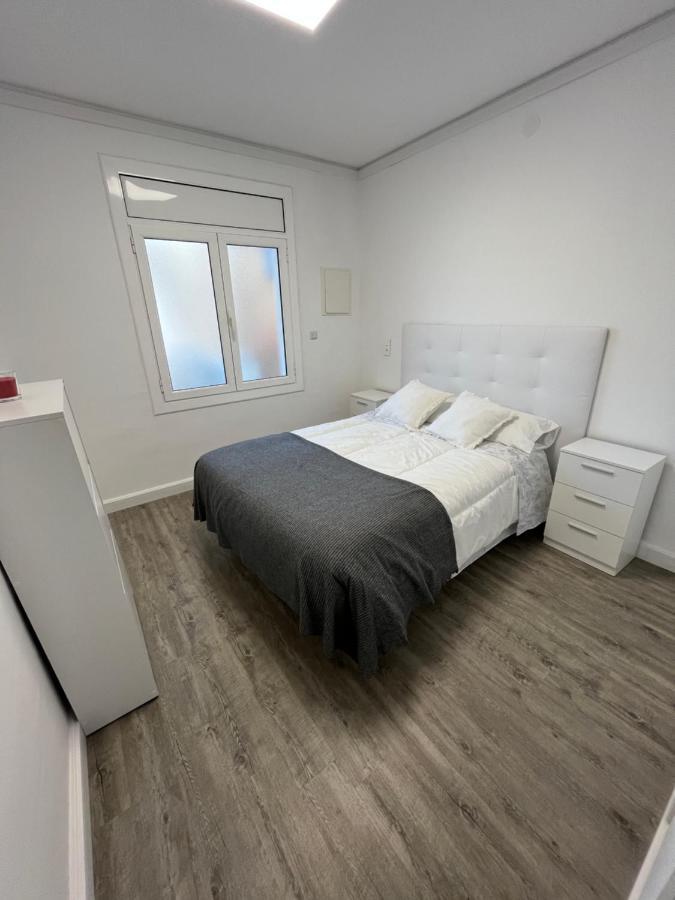 Apartamento En La Playa. Free Parking. Free Wifi L'Escala Exterior foto
